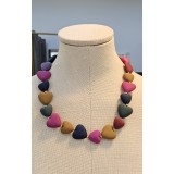 Collar corazones colores